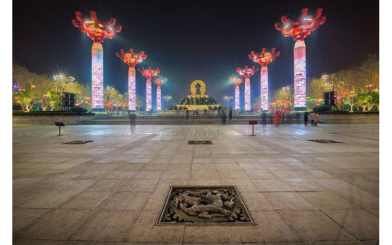 如何做廣場亮化能夠成為城市的一道亮麗風景線？